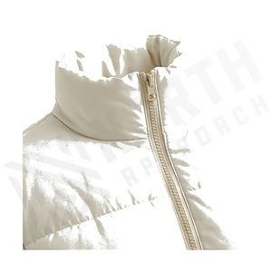Veste matelassée pour femme, couleur unie, col montant, manches longues, fermeture éclair, manteau d'hiver épais, longueur courte, rembourrage en polyester - Product Image 4