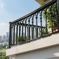 Rampe de balcon traditionnelle en fonte, à fixation supérieure, résistante à la rouille, rampe de balcon murale en tuyau