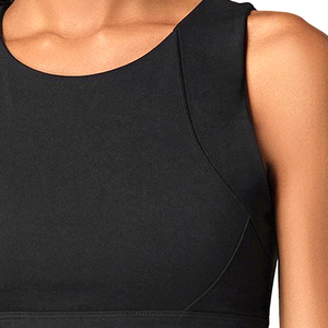 Sujetador deportivo negro para mujer con espalda cruzada, cuello redondo, soporte medio, top de yoga sin costuras, color liso de Run Apparel - Product Image 4