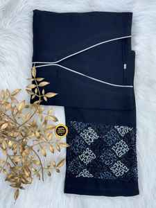 Vêtements et accessoires traditionnels musulmans pour femmes Abayas élégantes et modestes brodées à la main - Product Image 2