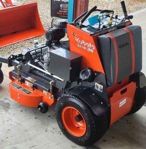 เครื่องตัดหญ้าแบบยืนขับ Kubota SZ19NC-36-2 รุ่นปี 2025 สำหรับใช้งานเชิงพาณิชย์  แบบ Zero-Turn  กำลัง 19 แรงม้า ใช้เชื้อเพลิงเบนซิน - Product Image 5
