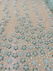 2023ร้อนขายออกแบบหรูหราเจ้าสาวทองคริสตัลเลื่อมลูกปัดผ้าชุดแต่งงานลูกไม้ผ้าผู้ผลิตผ้าทำด้วยมือ - Product Image 4