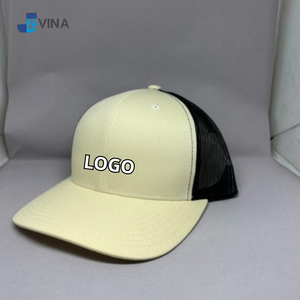 หมวกแก๊ปทรง Trucker ปรับได้ 6 แผง สีเทา ด้านหน้าตาข่าย ด้านหลังปักลาย  ผ้าโพลีเอสเตอร์  ใส่ได้ทั้งชายหญิง  สไตล์ลำลอง สำหรับฤดูใบไม้ผลิและฤดูร้อน  รับปักโลโก้ตามแบบ - Product Image 5