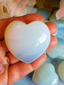 หินโมราโอปอไลต์คริสตัลธรรมชาติหินรูปหัวใจพองสำหรับการรักษาคริสต์มาสจากอาเกตอาเกต - Product Image 2