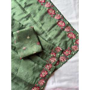 ผ้าไหมแท้ Elite Weaves ลายดอกหลากสี ปักลายดีไซเนอร์ สีเขียว สำหรับชุดราตรี น้ำหนัก 490 กรัม - Product Image 2