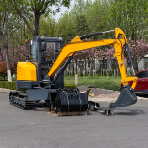 Excavadora estándar de 2.5 toneladas con giro de cola cero, cabina ROPS y bajo consumo de combustible - Product Image 5