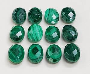 Malachite naturelle facettée ovale en forme de briolette, pierre précieuse en vrac pour la fabrication de bijoux, pierre verte - Product Image 4