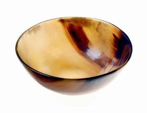 Bol de service en corne de buffle naturelle écologique, fait main, poli, vaisselle durable pour salades et réceptions - Product Image 3