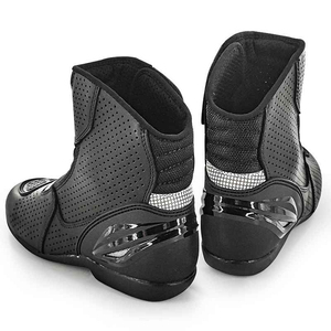 Bottes de motocross de qualité supérieure, en cuir durable, design protecteur, ajustement confortable, idéales pour la course et l'utilisation hors route. - Product Image 5