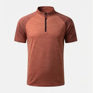 Polo Deportivo de Manga Corta para Hombre, Color Rojo Óxido, con Cierre, de Secado Rápido, Diseño Sólido, Corte Regular - Product Image 1