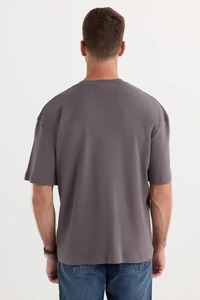 Premium Casual <b>Tee</b> with Boxy Silhouette Vintage Inspired <b>Graphic</b> Print Relaxed Shape Short Sleeves Oversized T Shirt Top - Product Image 2