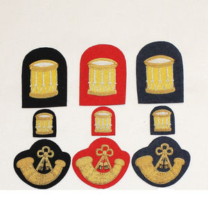 Nouvel Arrivage Faible MOQ Meilleur Design Badges Brodés en Fil Métallique avec Logo Personnalisé Épingle de Sûreté Options Personnalisables Service OEM Prix - Product Image 6