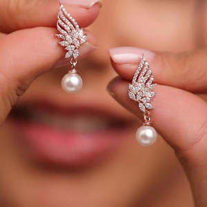 Super vente flash de septembre, boucles d'oreilles pendantes en argent sterling 925 plaqué or rose avec perles à fleurs, pour femmes, pour la Saint-Valentin - Product Image 3