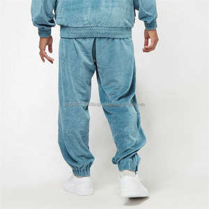 Fabricant de vêtements, vente en gros, ensemble 2 pièces avec logo personnalisé, broderie de haute qualité, vêtements de sport à bas prix, survêtement en velours pour hommes - Product Image 3