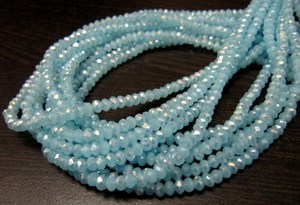 Cuentas facetadas de calcedonia hidroquarzo Mystic Coated Light Aqua, forma rondelle, tamaño 4mm, hilo de 13 pulgadas de largo. - Product Image 3