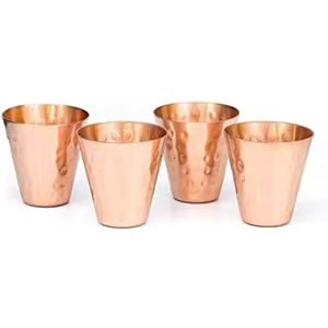 Lot de 2 verres à shot de design classique avec finition cuivrée, fournitures en gros pour la décoration de bars, clubs et fêtes, prix bas - Product Image 2