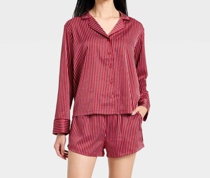 Conjunto de pijama con logotipo personalizado, ropa de dormir de satén para mujer, camiseta de pijama de manga larga, conjunto de pijama de dos piezas, pijama de satén, suave y cómodo - Product Image 2