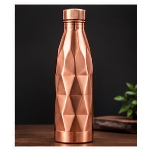 ขวดน้ำทองแดงลายดอกไม้แบบนูน ดีไซน์สวยงาม พกพาสะดวกสำหรับการเดินทาง - Product Image 4