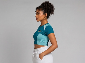 Camiseta Corta para Mujer, Bloques de Color, Manga Corta, Cuello Redondo, Corte Deportivo, Secado Rápido, Ecológica, Transpirable, con Logotipo Estampado, Poliéster - Product Image 2