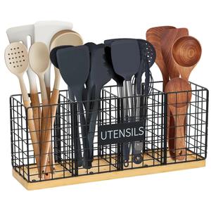 Porte-ustensiles en métal noir avec base en bois, parfait pour la cuisine, les repas en plein air et comme porte-couverts élégant pour café, provenant d'Inde. - Product Image 6
