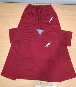 Conjunto de Uniforme Médico Clásico y Cómodo de Manga Corta |   Uniforme de Enfermería con Cintura Elástica y Opciones de Personalización de Marca - Product Image 1