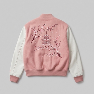 เสื้อแจ็คเก็ตหนังสีชมพูครีมสำหรับผู้ชาย ปักลายดอกซากุระ สไตล์บอมเบอร์สตรีทแวร์ ติดกระดุมแป๊ก เสื้อคลุมพรีเมียม - Product Image 5
