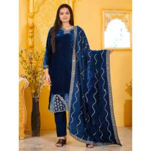 Ensemble de costumes en velours pour femmes de créateur avec un travail brodé élégant - Product Image 1