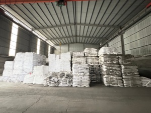 Abrasif économique à haut volume pour la rénovation des navires et <span class=keywords><strong>l</strong></span>'entretien des terminaux de céréales, à base de scories de cuivre, pour <span class=keywords><strong>l</strong></span>'Amérique du Sud - Product Image 4
