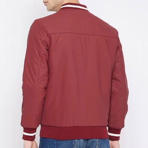 Blouson bomber rouge pour homme avec fermeture éclair et poches, vêtement décontracté pour l'automne - Product Image 3