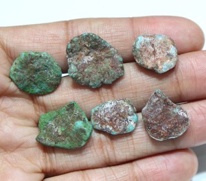 Turquesa de Arizona en bruto, piedra natural de turquesa de Arizona para la fabricación de joyas y colgantes. - Product Image 3