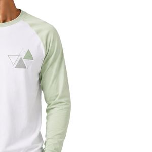 เสื้อยืดแขนยาวสีขาวและสีเขียวเซจอ่อน ทรงแร็กแลน สำหรับผู้ชาย ผ้าฝ้ายพรีเมียม คอกลม ลายกราฟิก เสื้อเบสบอล สั่งทำได้ตามแบบ OEM - Product Image 4
