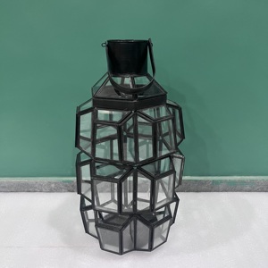 Farol Decorativo de Hierro para Decoración del Hogar, Acabado Negro, Navidad, Día de San Valentín - Product Image 5