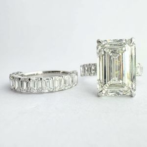 Anillo de Compromiso y Boda con Diamante Cultivado en Laboratorio, Corte Esmeralda, 15.90 CTW, Certificado por IGI, Oro Blanco Sólido de 18K, Banda de Eternidad - Product Image 6