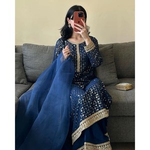 Conjunto de traje de talla XL para fiesta con hilo y trabajo de secuencia para un aspecto elegante - Product Image 4