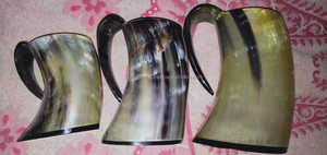 Gobelet à boire en corne fait main de luxe |   Cadeau en corne de style viking naturel pour les partenaires commerciaux disponible au prix d'usine - Product Image 3