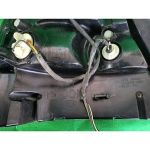 Luz Trasera Derecha Usada para Sorento 924023E540 - Product Image 3