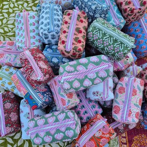Vintage Cotton Handmade Block Printed for Pouches Women 3pcs Zipper Organizers Medium Capacity Makeup Accessory Cosmetic - Product Image 4
