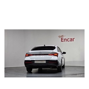 Hyundai Avante Modern 2025 con 2.390 km, Volante a la Izquierda, Asientos de Cuero, Cámara Trasera - Product Image 3