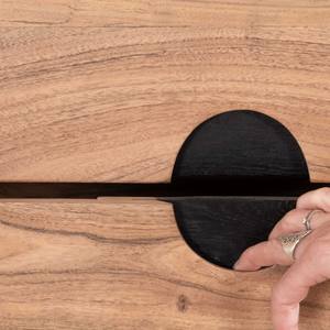 Cómoda de 8 cajones Vandana Royal Haven en madera de acacia natural Spot - Product Image 2