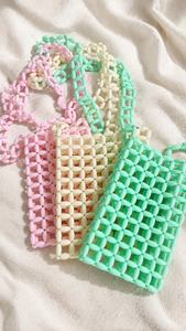 กระเป๋าถือสะพายข้างทำมือ MS Handicraft รุ่น MS-WC-001 ประดับลูกปัดแก้วลายดอกทิวลิปสีแดงชมพู จากอุตรพัฒนา - Product Image 6