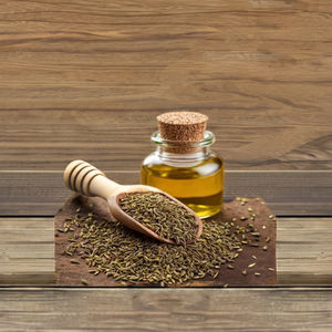 Aceite Esencial de Ajwain Natural de RAUTIMPEX INTERNATIONAL, 24 Meses de Duración, Uso Alimentario - Product Image 3