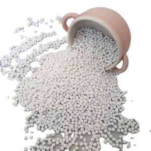 Top 1 Masterbatches en plastique PP avec charges Na2SO4 Caco3 pour granulés LDPE/HDPE Contact + 84913285805 - Product Image 1