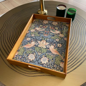 Plateau en bois William Morris avec poignées |   Poignées de plateau de service |   Cadeau pour elle |   Plateau à thé |   Plateau décoratif |   Cadeau de déménagement - Product Image 1