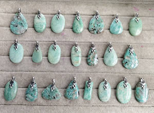 Colgante de cristal de ágata amazonita más vendido, collar de joyería de moda de la mejor calidad, estilo de amor Feng Shui, opción de regalo al por mayor - Product Image 4