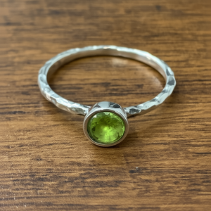 2.4 Grams Fine <b>Peridot</b> <b>Ring</b> - Product Image 3