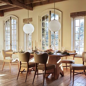 Silla de Comedor Tapizada de Estilo Moderno de Mediados de Siglo, Asiento de Tela Beige, Patas de Madera - Product Image 4