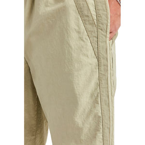 Chaqueta cortavientos de diseñador para hombre, ligera, de nailon, con capucha reflectante 3M, estilo urbano, al por mayor, con impresión de diseño personalizado. - Product Image 6