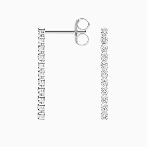 Pendientes de diamantes redondos brillantes en oro blanco, joyería clásica para boda de mujer, diamantes cultivados en laboratorio con certificación IGI, color D. - Product Image 4