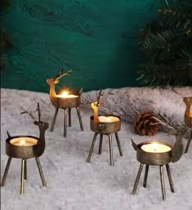 Candelabro Metálico Premium para Decoración de Mesa Navideña, para Banquetes y Fiestas - Product Image 5