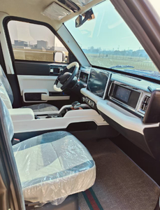 รถ SUV ไฟฟ้ากำลังสูง 3500 วัตต์ ระยะทางไกล ชาร์จเร็ว ใช้งานออฟโรดได้ทุกวัน สำหรับผู้ใหญ่ พร้อมตัวเลือกการปรับแต่งหลากหลายสำหรับผู้สูงอายุ - Product Image 4